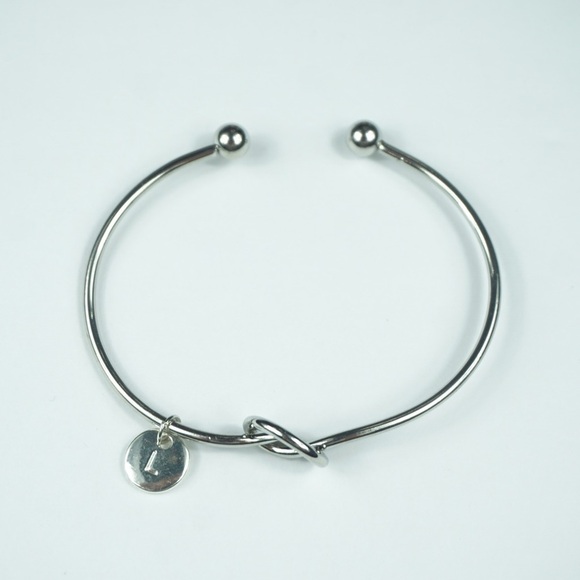 Tie The Knot Silver L Bracelet Gift - Picture 3 of 4